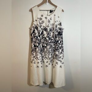 NWT Long Tall Sally Sleeveless Floral Black & White Dress Lined & Tulle Size 16